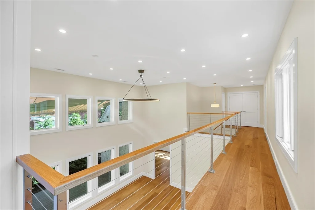 59 Fresh Pond Ln, West Cambridge