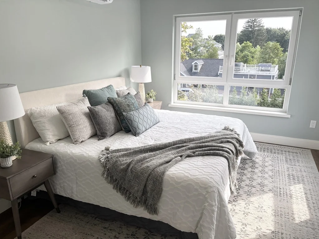 1391 Main St, Walpole