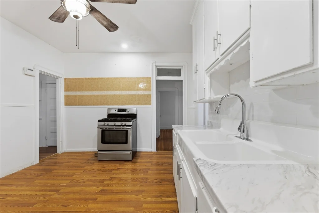 398 Spring St, Brockton
