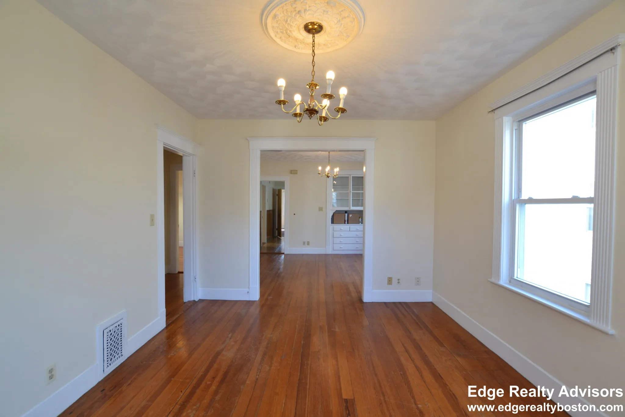 39 Montfern Ave, Brighton