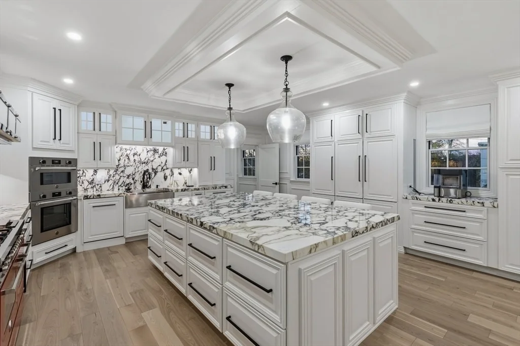 959 Chestnut St, Newton