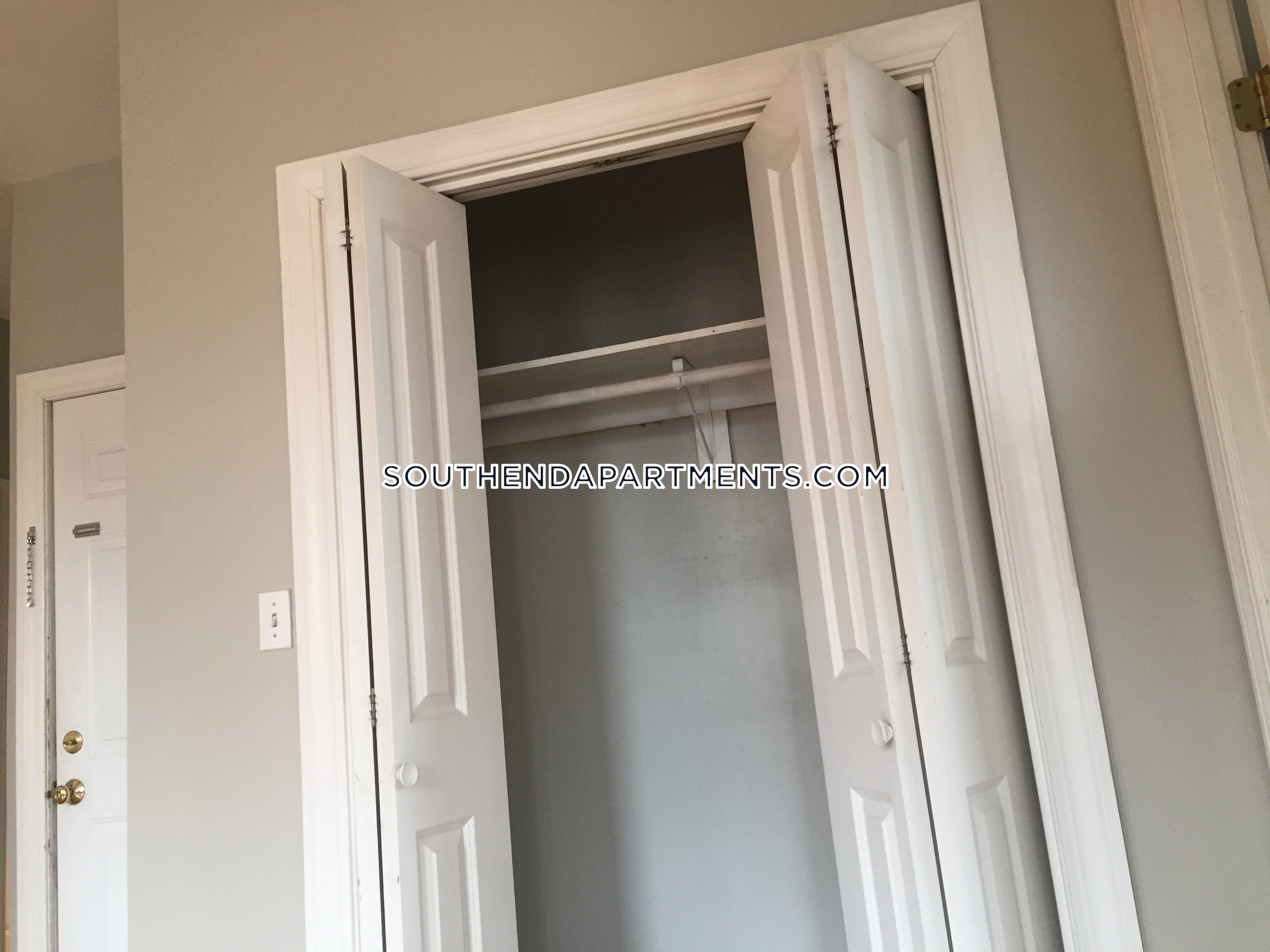 2 bed, 1 bath apartment for rent at 536 Tremont St Unit 6, South End — photo 15 of 19