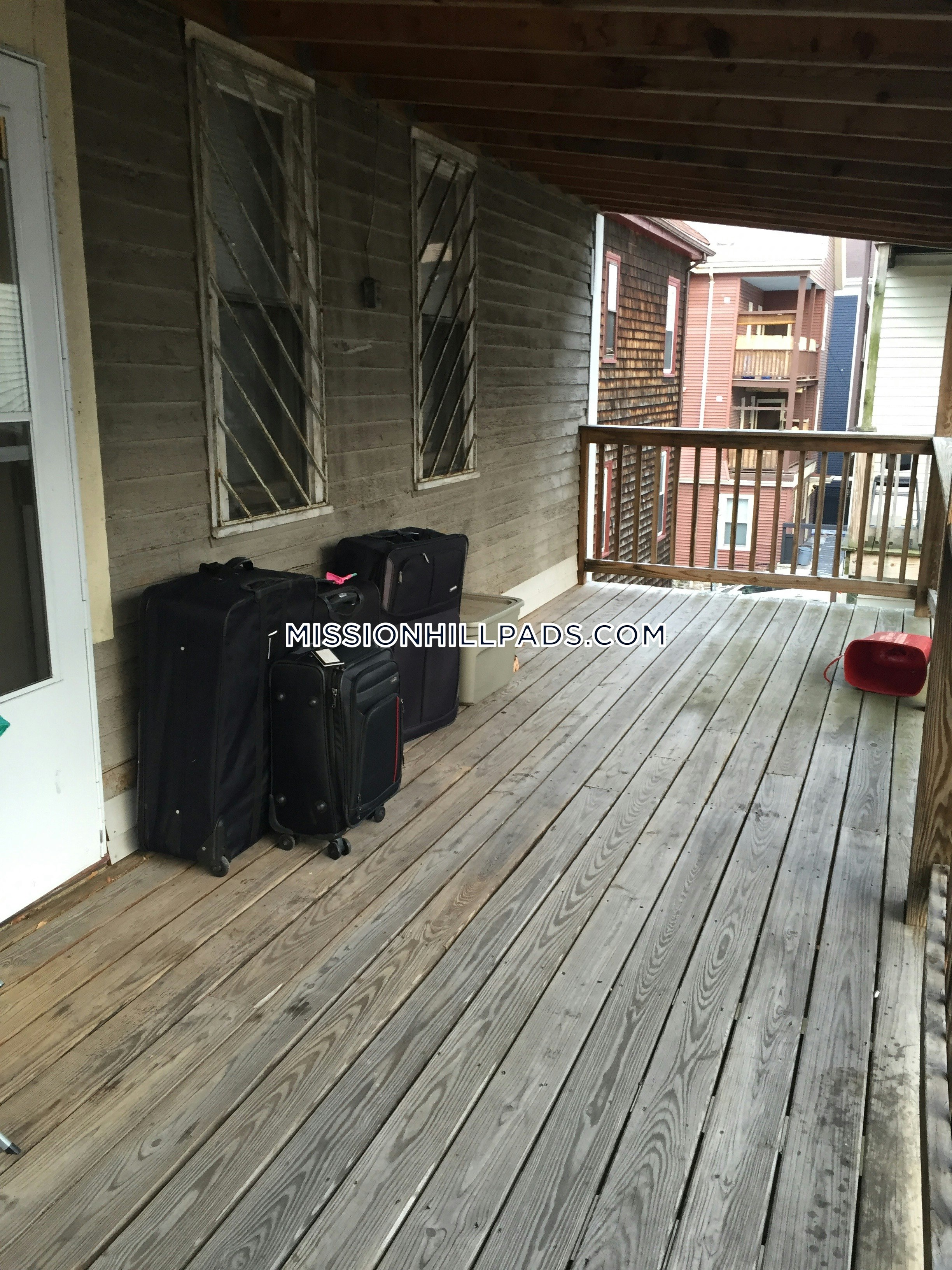 3 bed, 1 bath apartment for rent at 34 Darling St Unit U1, Mission Hill — photo 34 of 44