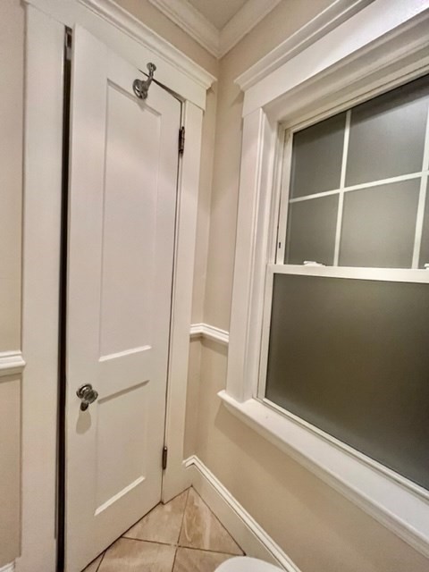 162 E Side Pkwa, Newton