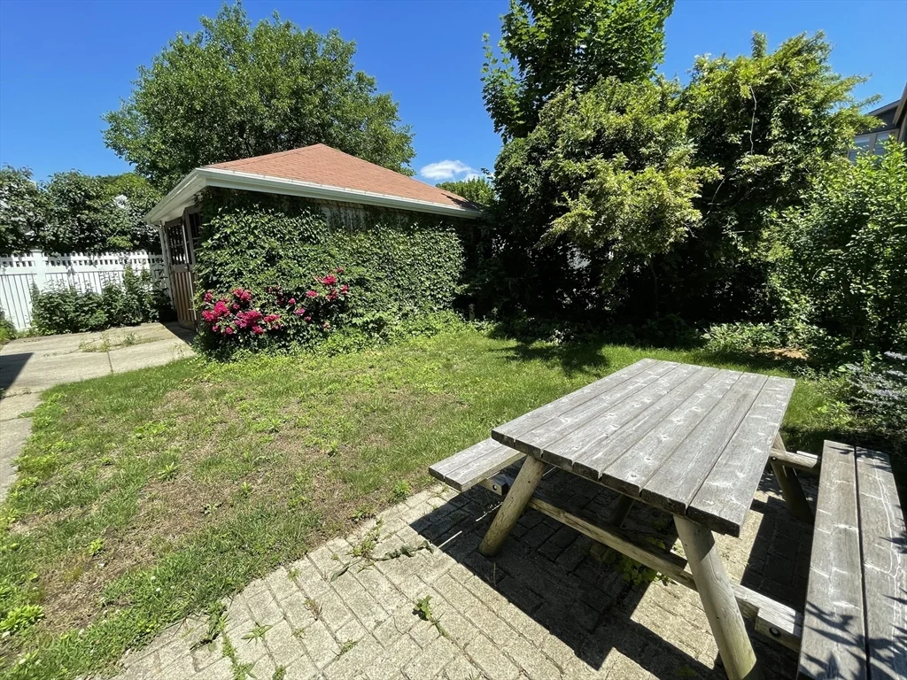 62 Newport St, Arlington