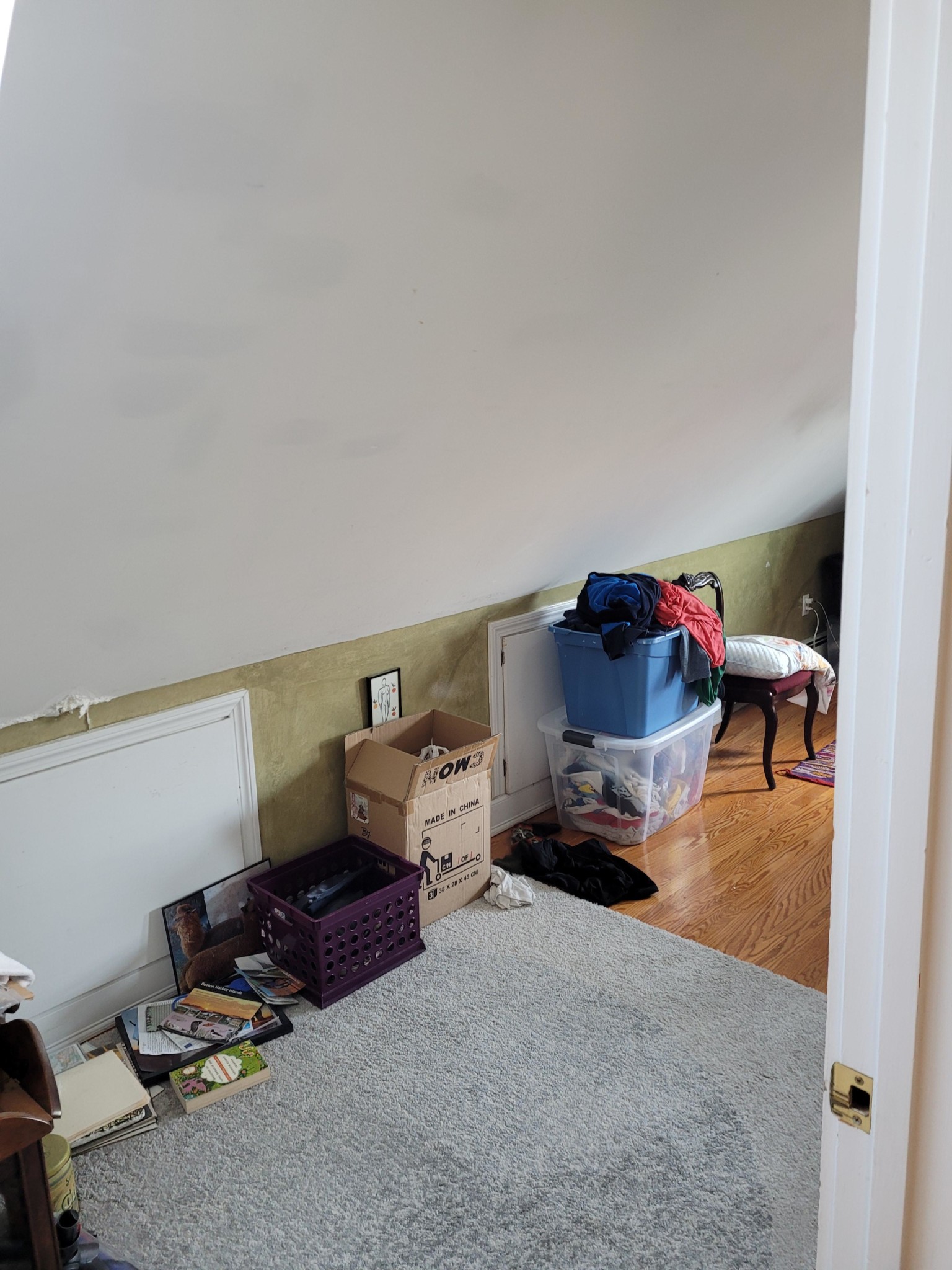 24 Ellington Rd, Powder House Square