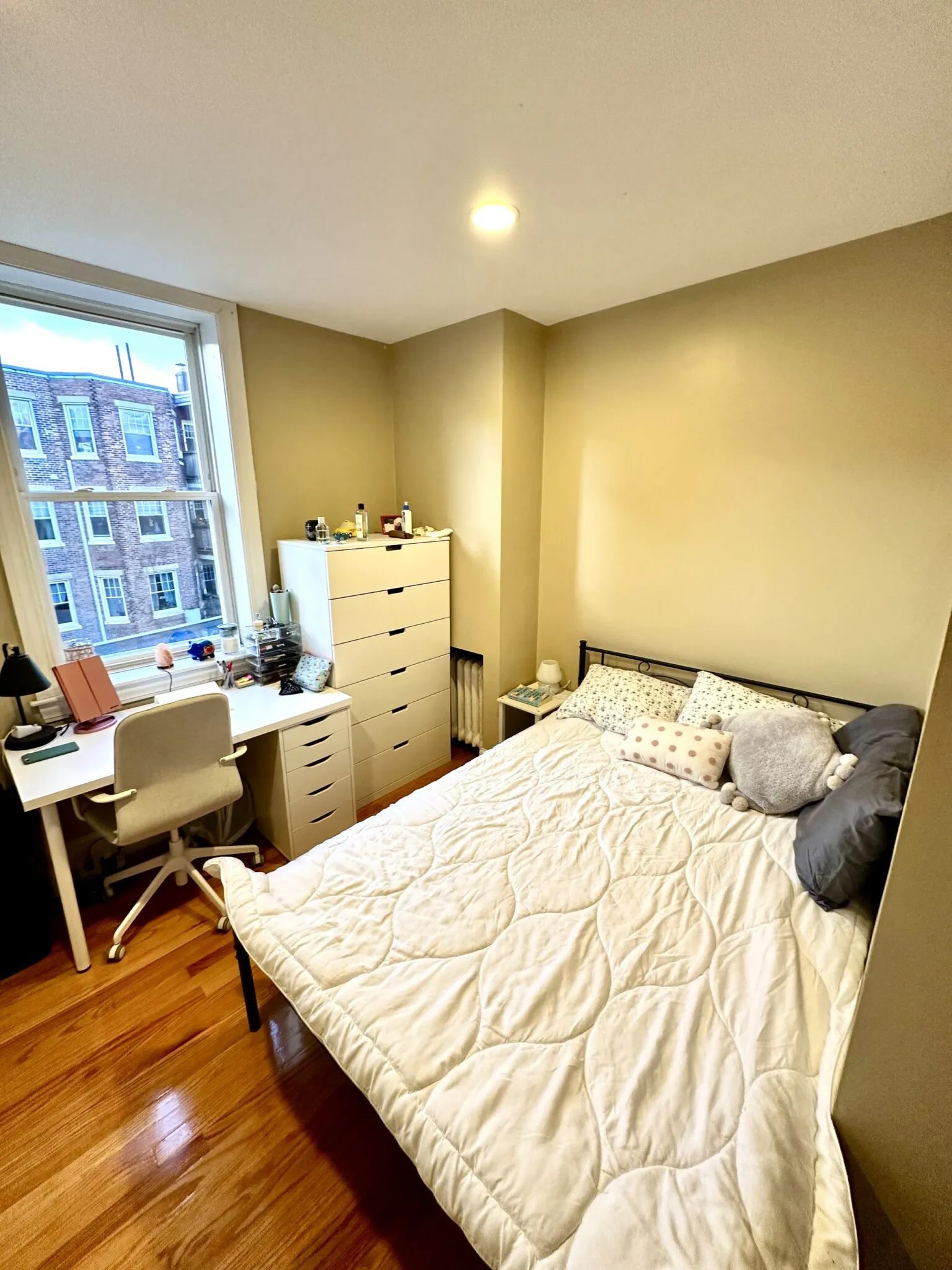 76 Egmont St, North Brookline