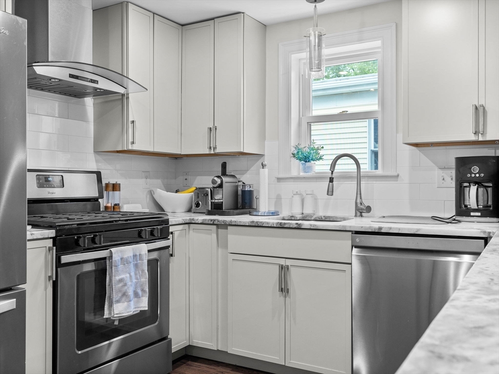 22 Otis St, Somerville