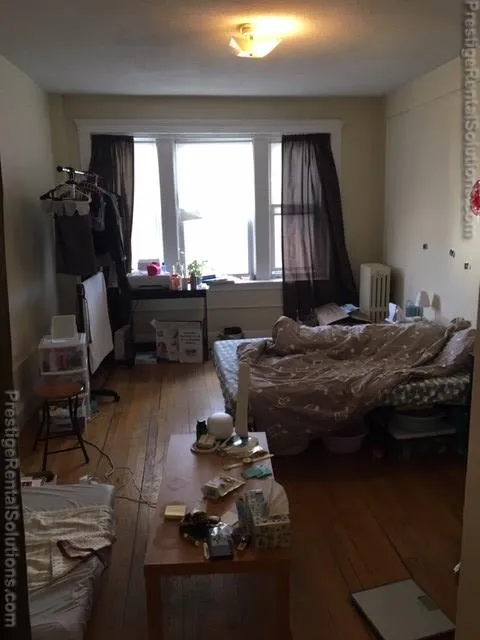 47 Linden St, Allston