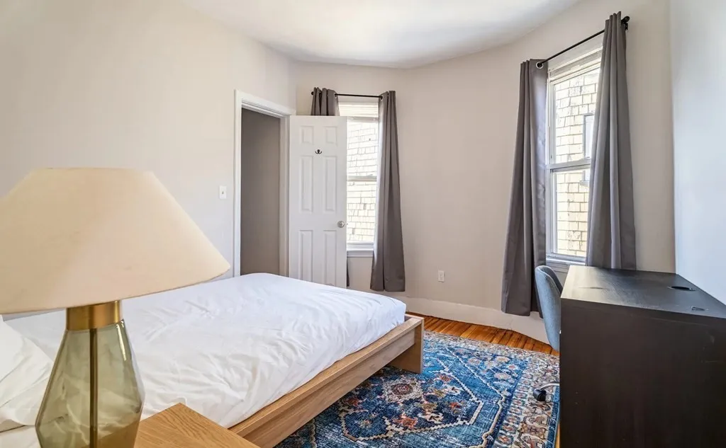 33 Edison Green St, Dorchester