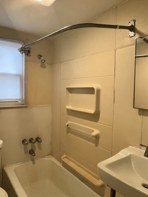 165 Glendale Ave, Malden