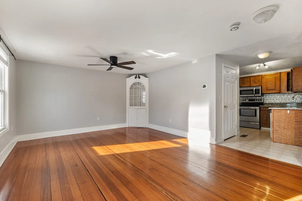 12 Wright St, Stoneham