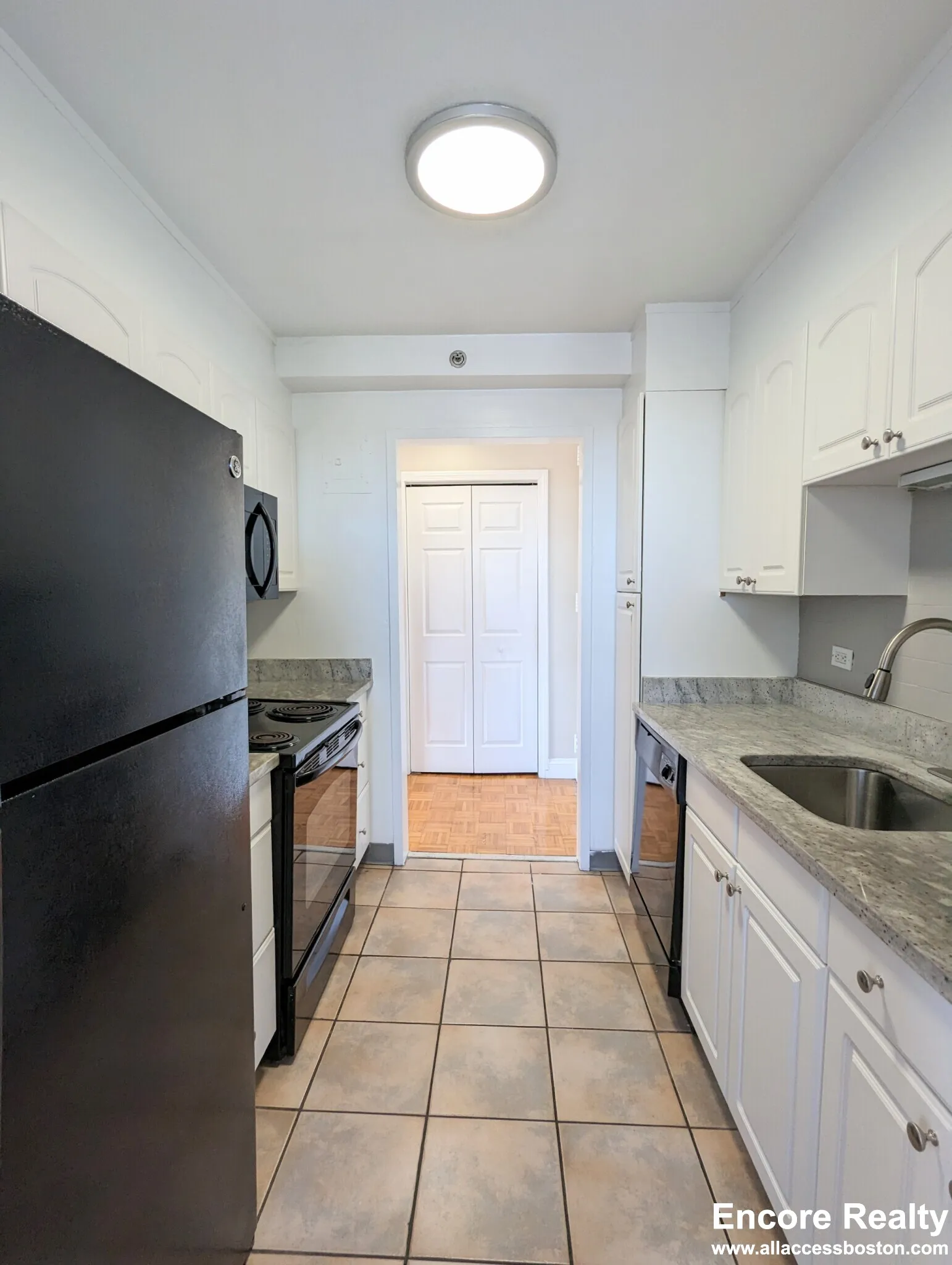 1530 Beacon St, Corey Hill