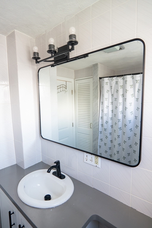 116 Derby Rd, Revere