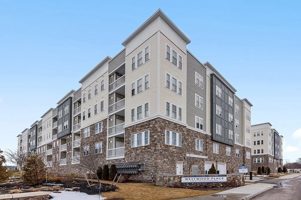 120 University Ave, Westwood