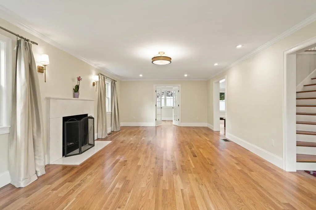 150 Country Club Rd, Oak Hill