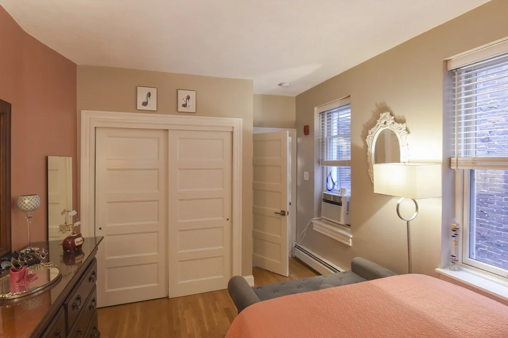 47 Tileston St, North End