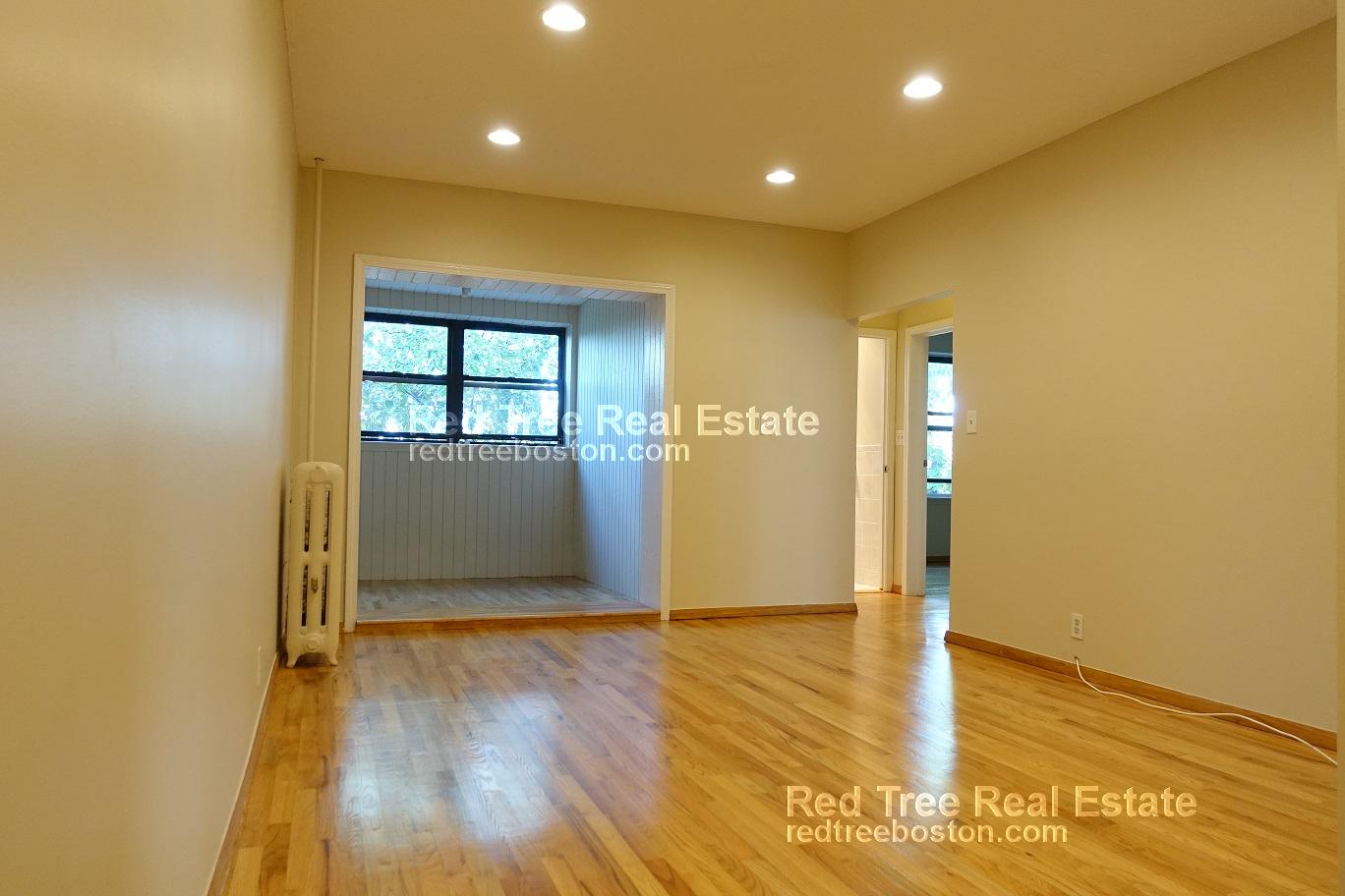 317 Summit Ave, Brighton