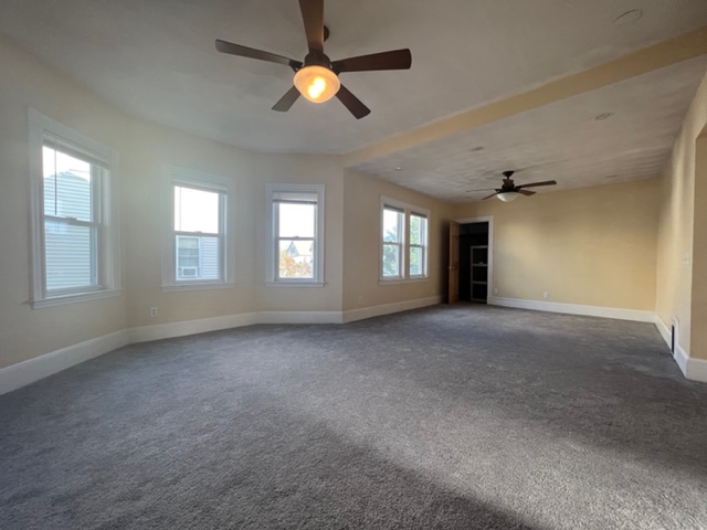 55 Kenmere Rd, Medford