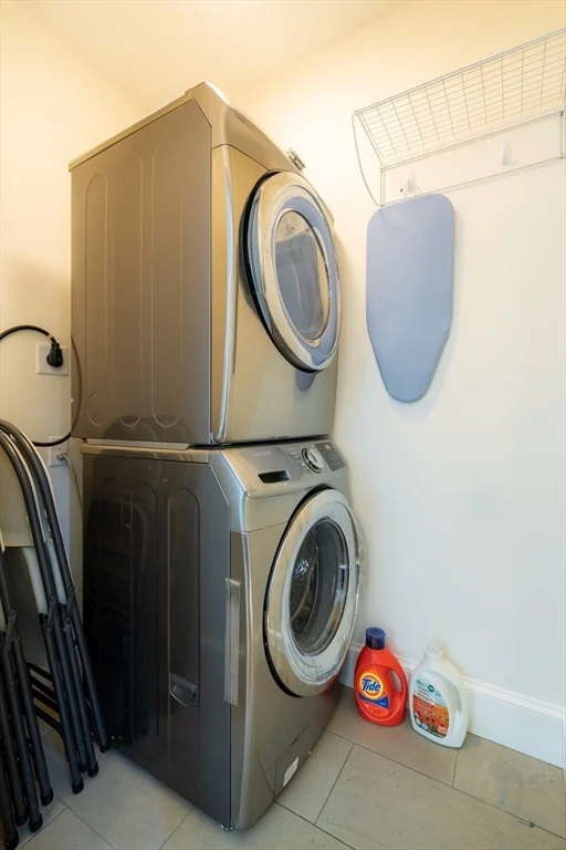 4 Hardwick St, Cambridgeport