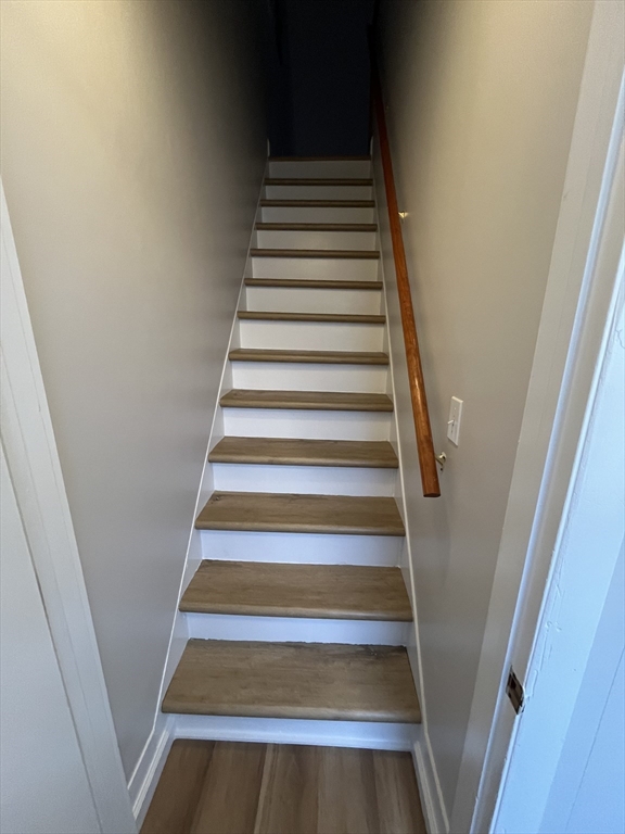 38 Everett St, Medford