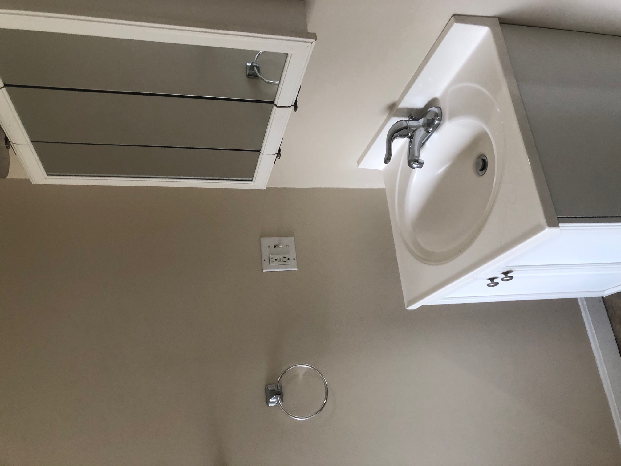 Studio bed, 1 bath apartment for rent at 1197 Commonwealth Ave Unit 6, Allston — photo 4 of 42