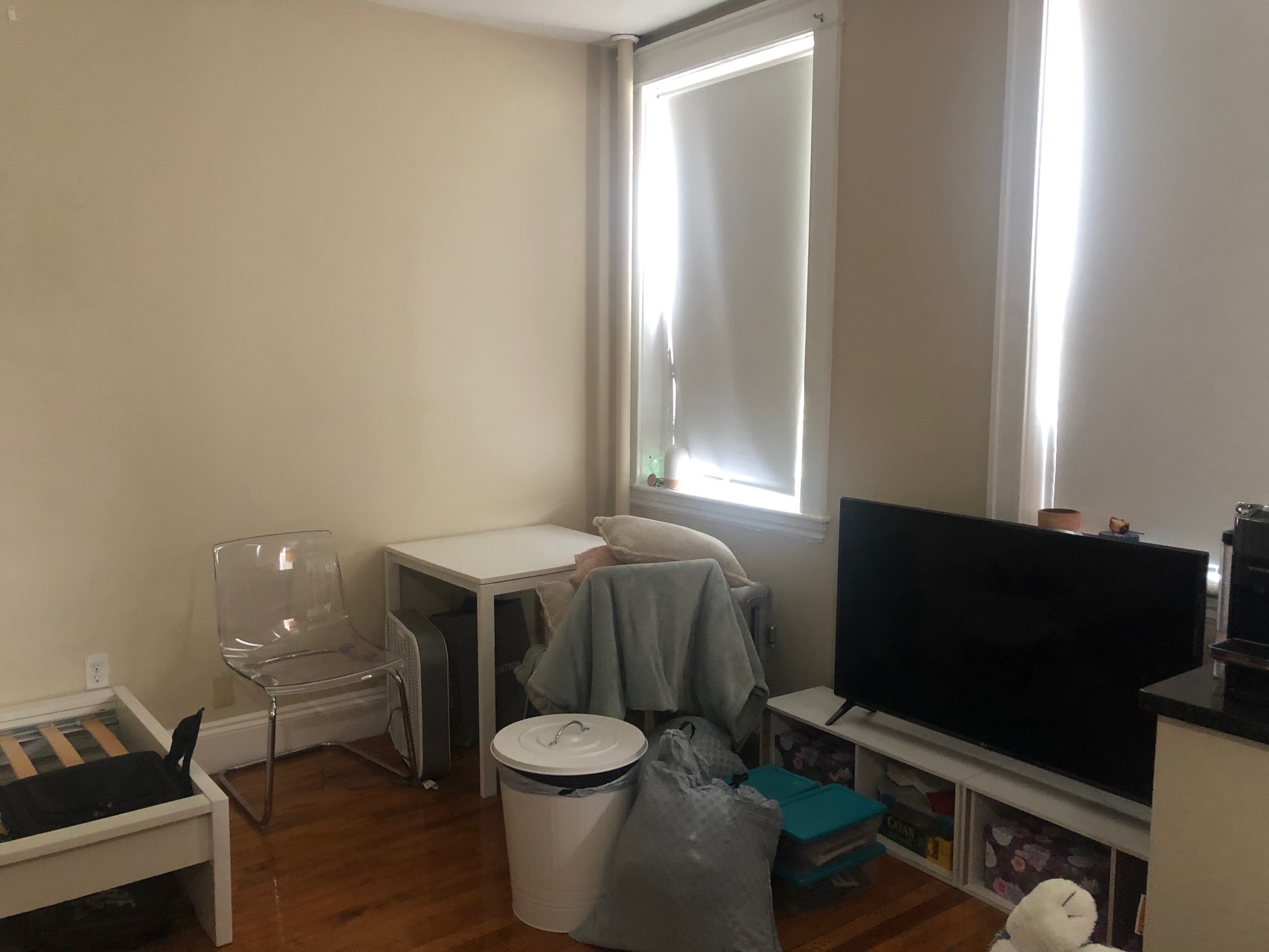 Studio bed, 1 bath apartment for rent at 1197 Commonwealth Ave Unit 6, Allston — photo 6 of 42