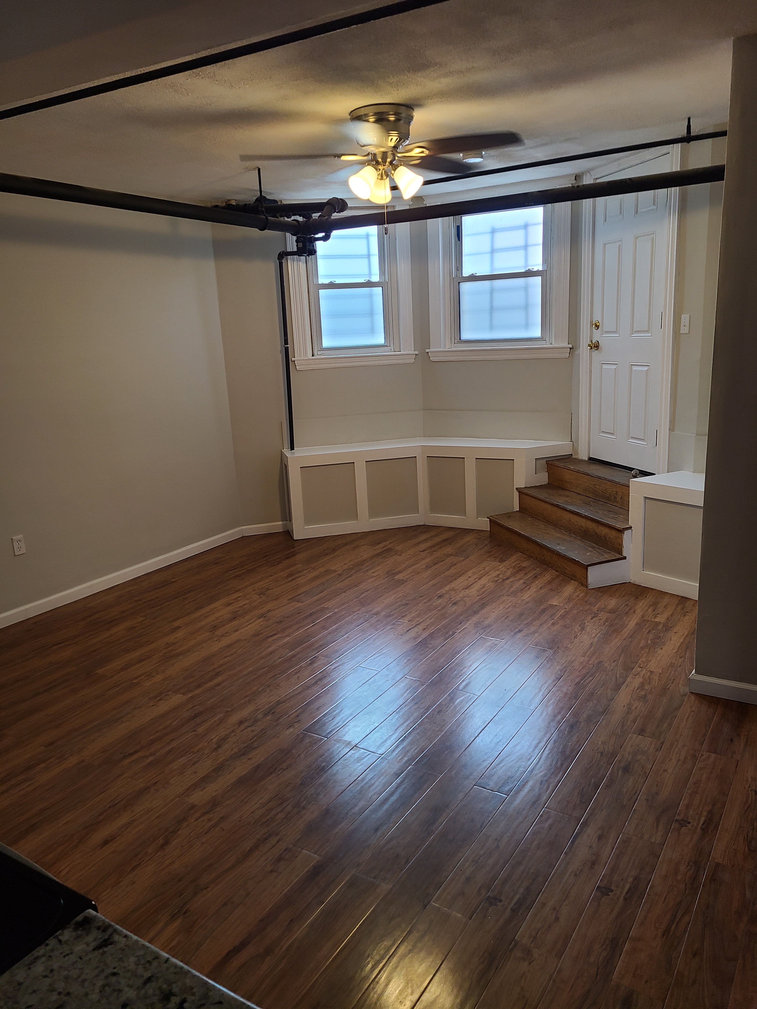 4 bed, 2 bath apartment for rent at 1185 Commonwealth Ave Unit 101, Allston — photo 6 of 10