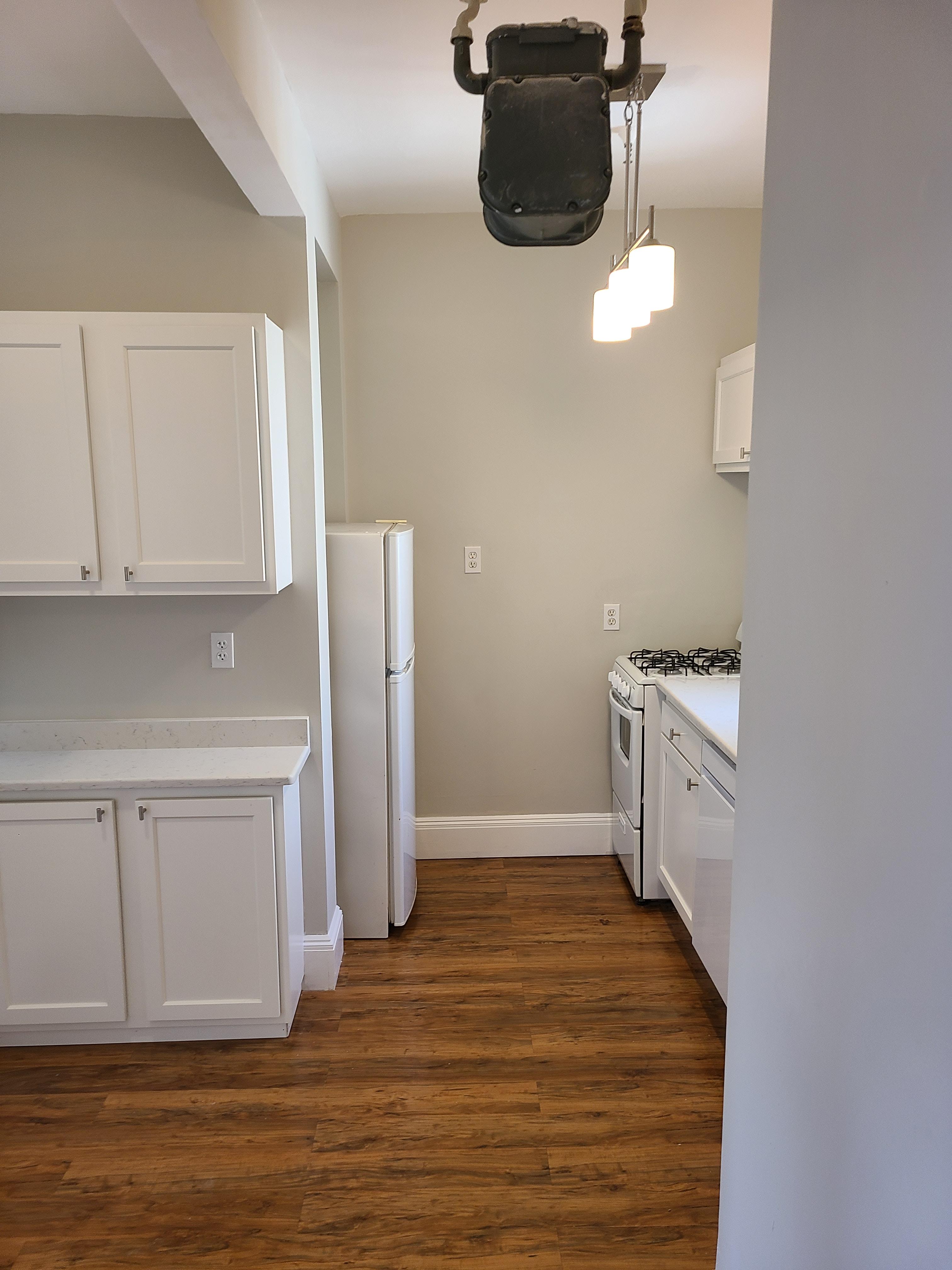 2 bed, 1 bath apartment for rent at 1187 Commonwealth Ave Unit 18, Allston — photo 4 of 5