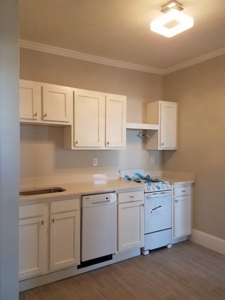 2 bed, 1 bath apartment for rent at 1082 Commonwealth Ave Unit 406, Allston — photo 3 of 6