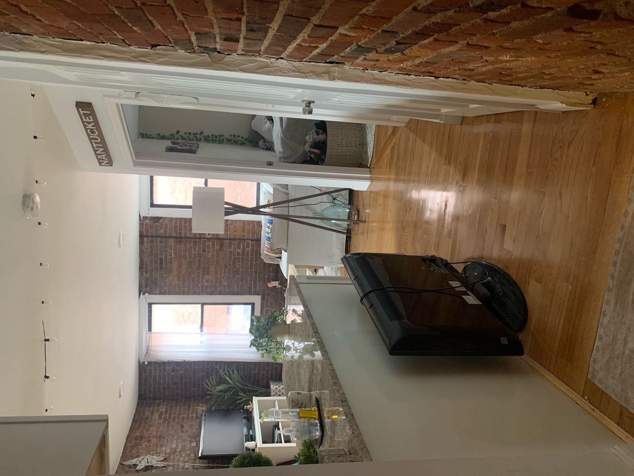 153 Salem St, North End