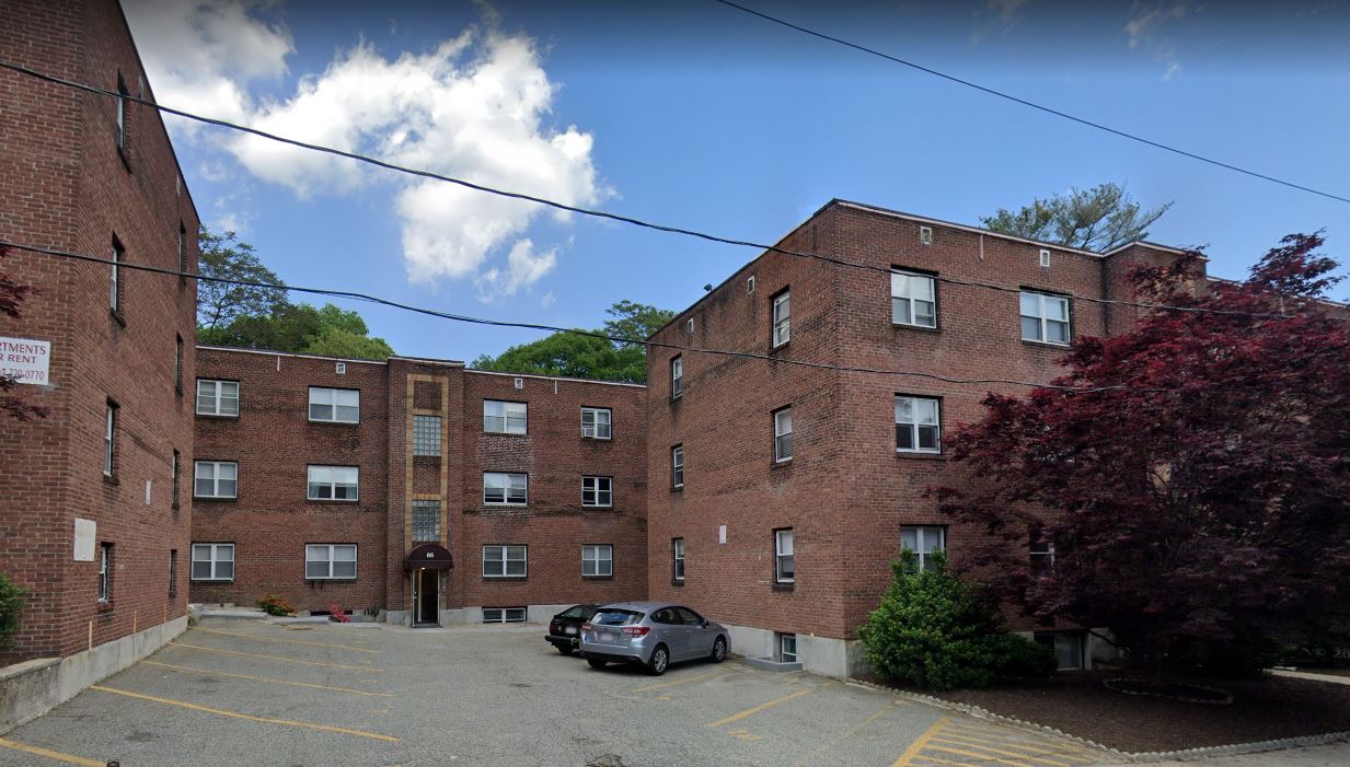2 bed, 1 bath apartment for rent at 63 Selkirk Rd Unit 8, Brighton — photo 2 of 29