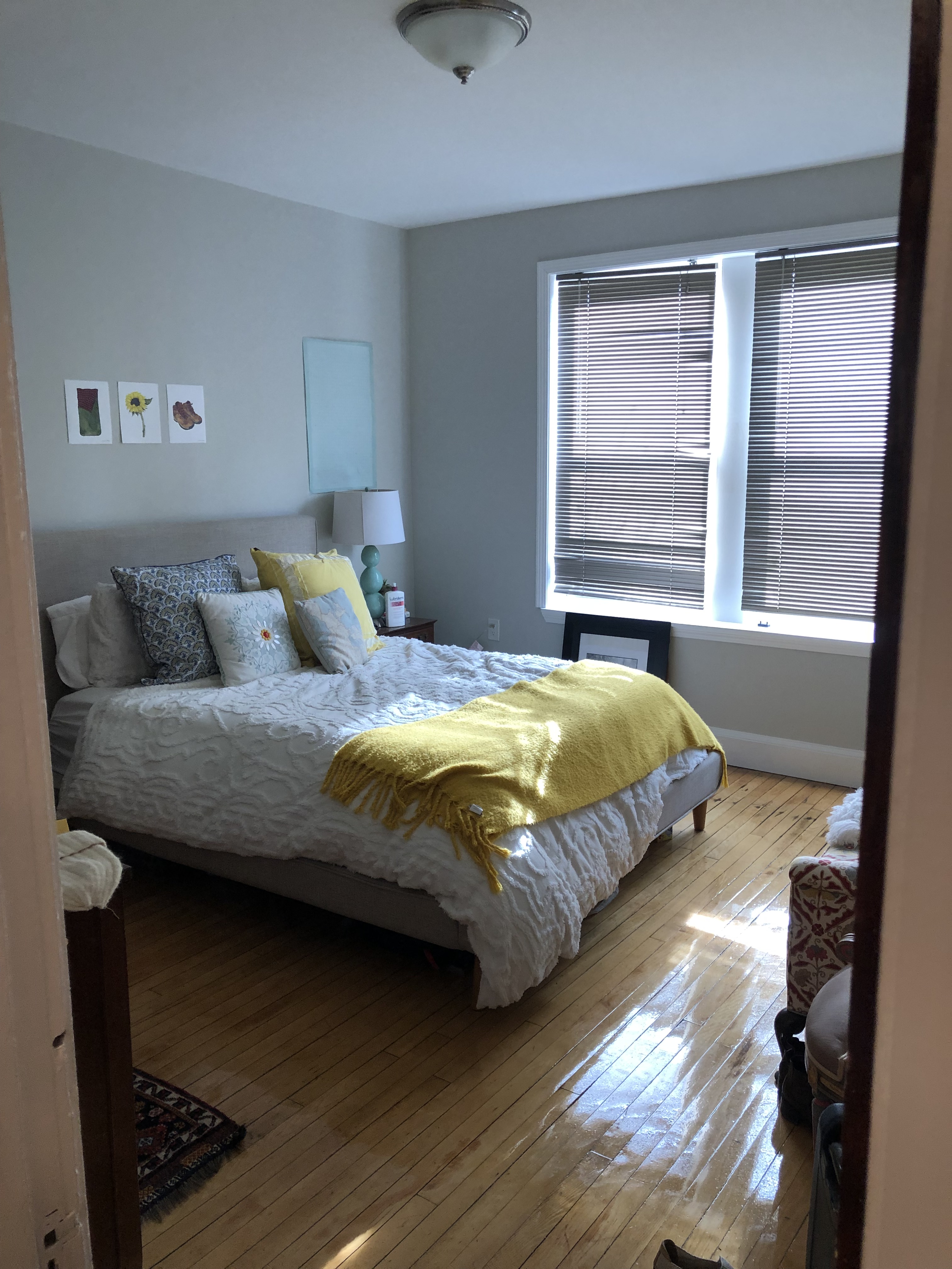 3 bed, 1 bath apartment for rent at 6 Farrington Ave Unit 2, Allston — photo 4 of 5