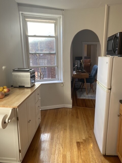 70 Joy St, Beacon Hill