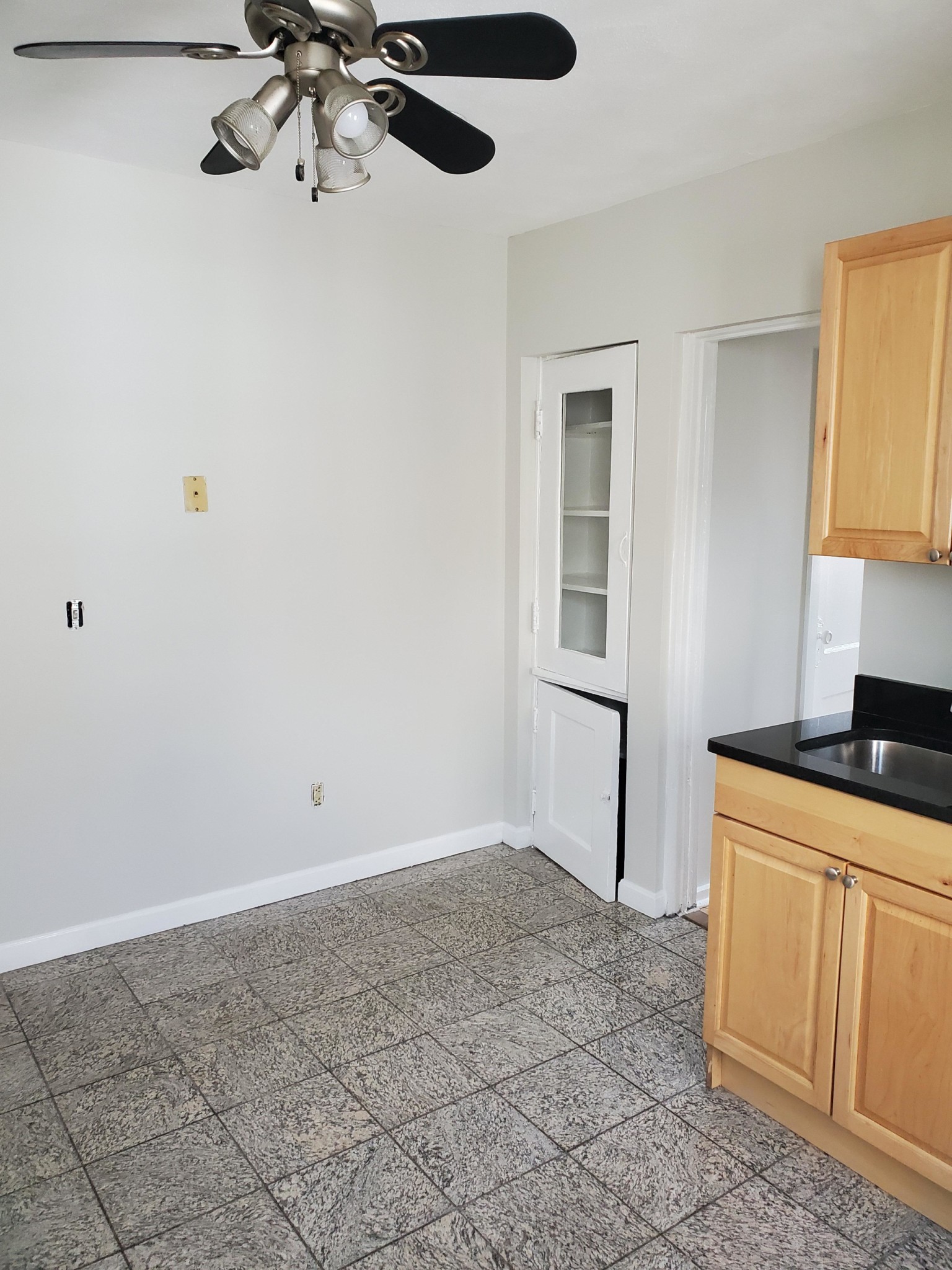 220 Hanover St, North End