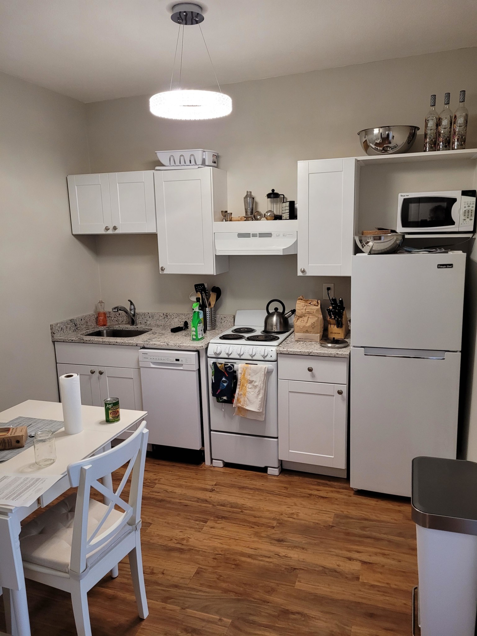 1 split bed, 1 bath apartment for rent at 1082 Commonwealth Ave Unit 203, Allston — photo 3 of 5