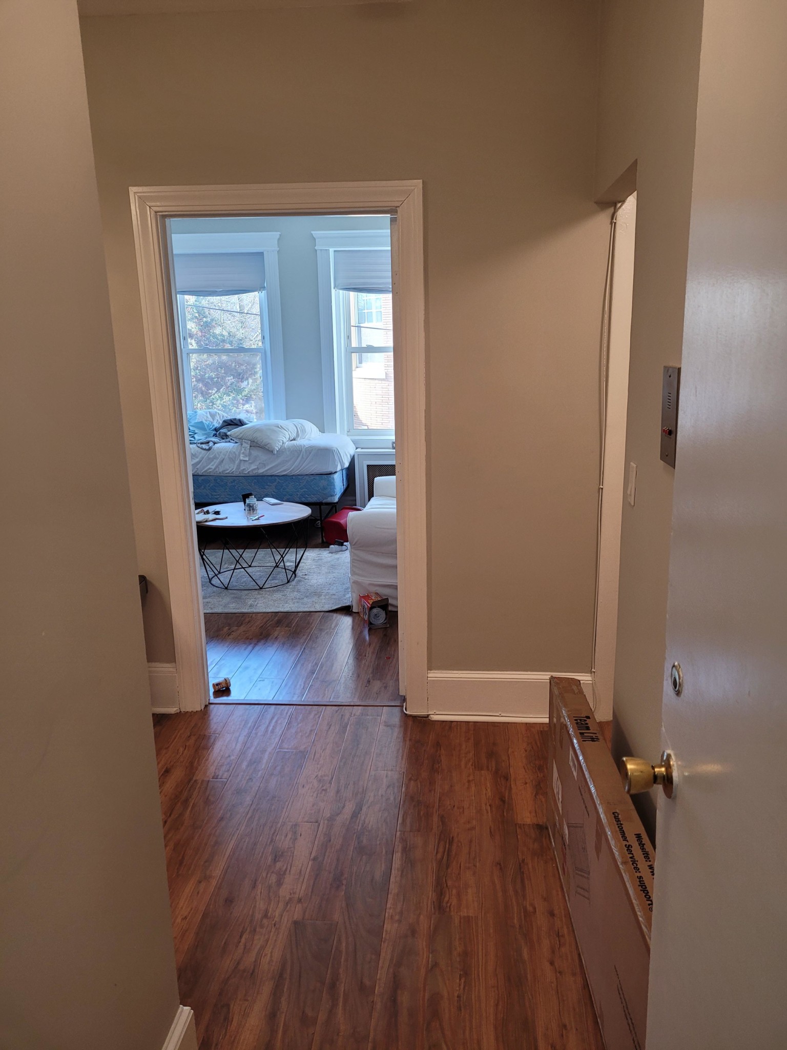 1 split bed, 1 bath apartment for rent at 1082 Commonwealth Ave Unit 203, Allston — photo 4 of 5