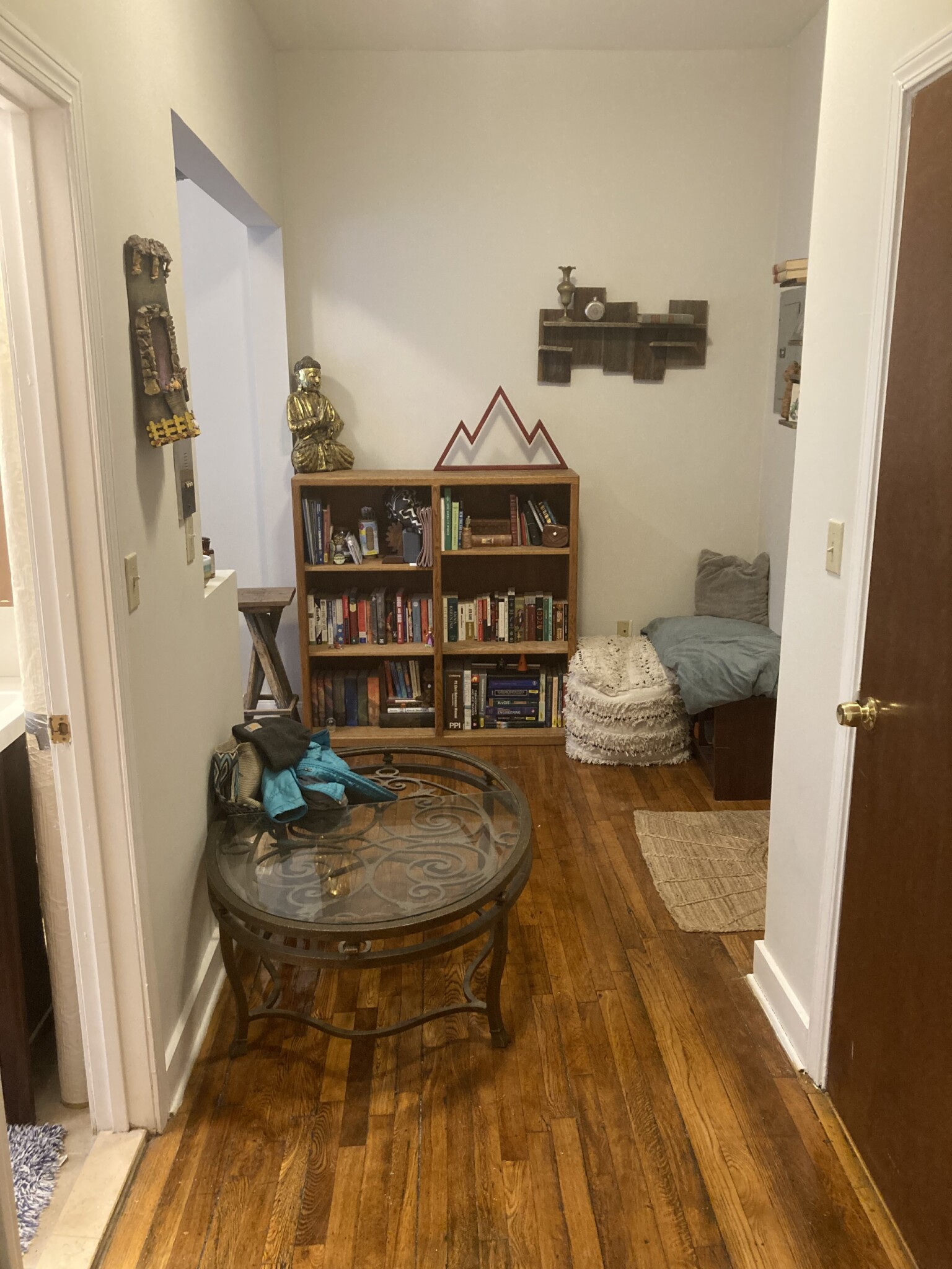 Studio bed, 1 bath apartment for rent at 1185 Commonwealth Ave Unit 44B, Allston — photo 3 of 14