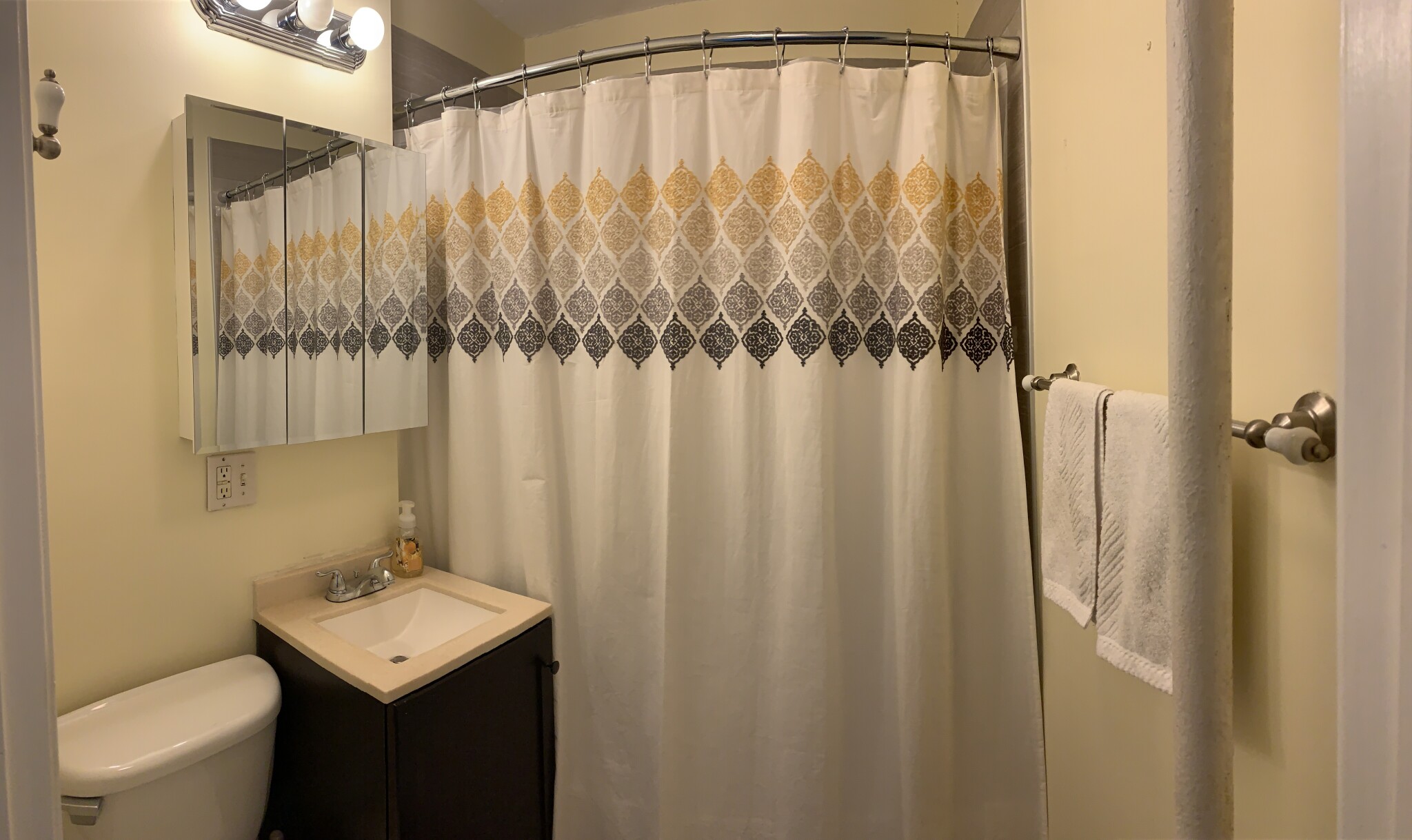 220 Hanover St, North End