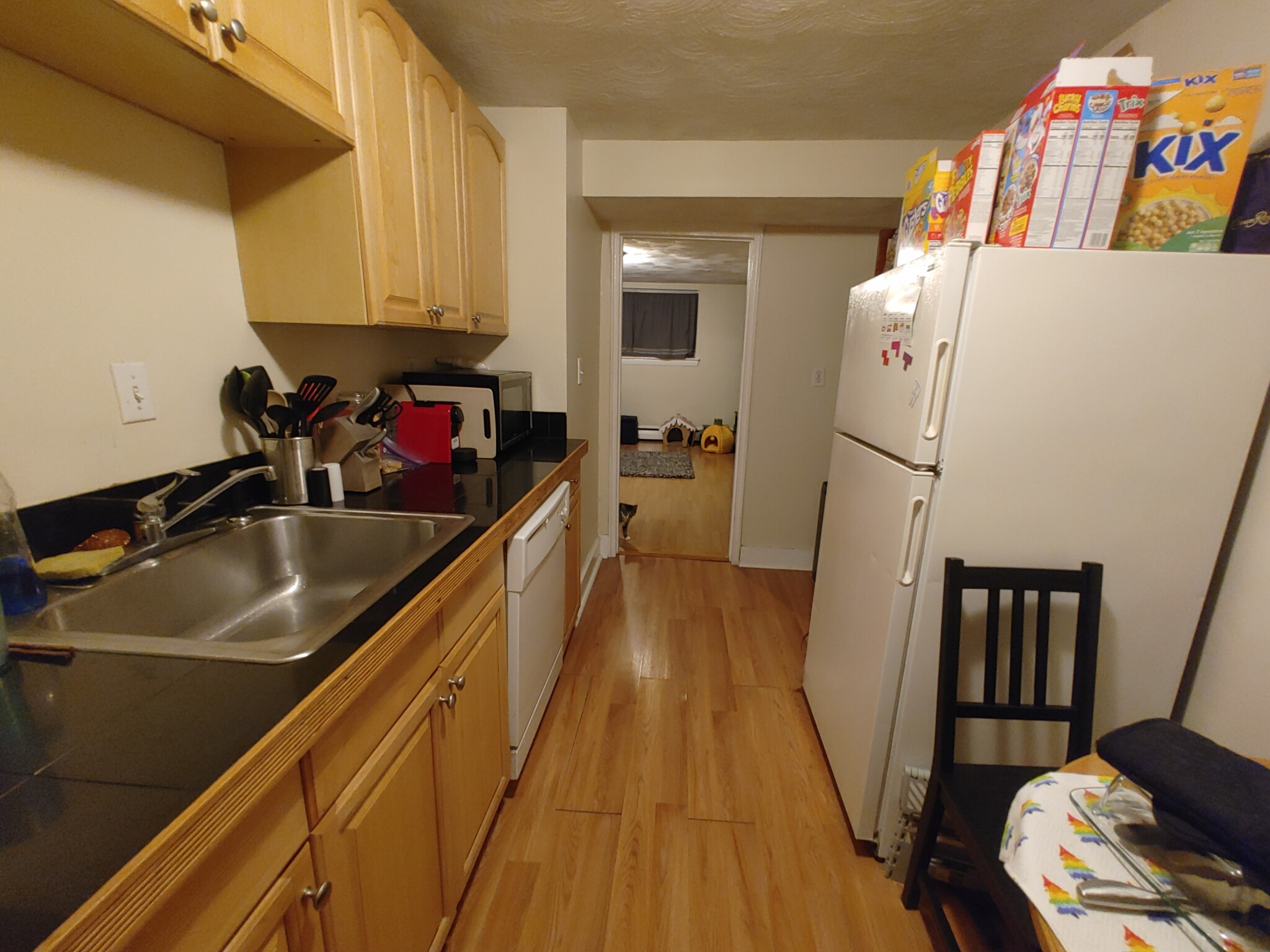 2 bed, 1 bath apartment for rent at 65 Chiswick Rd Unit 1A, Brighton — photo 3 of 13