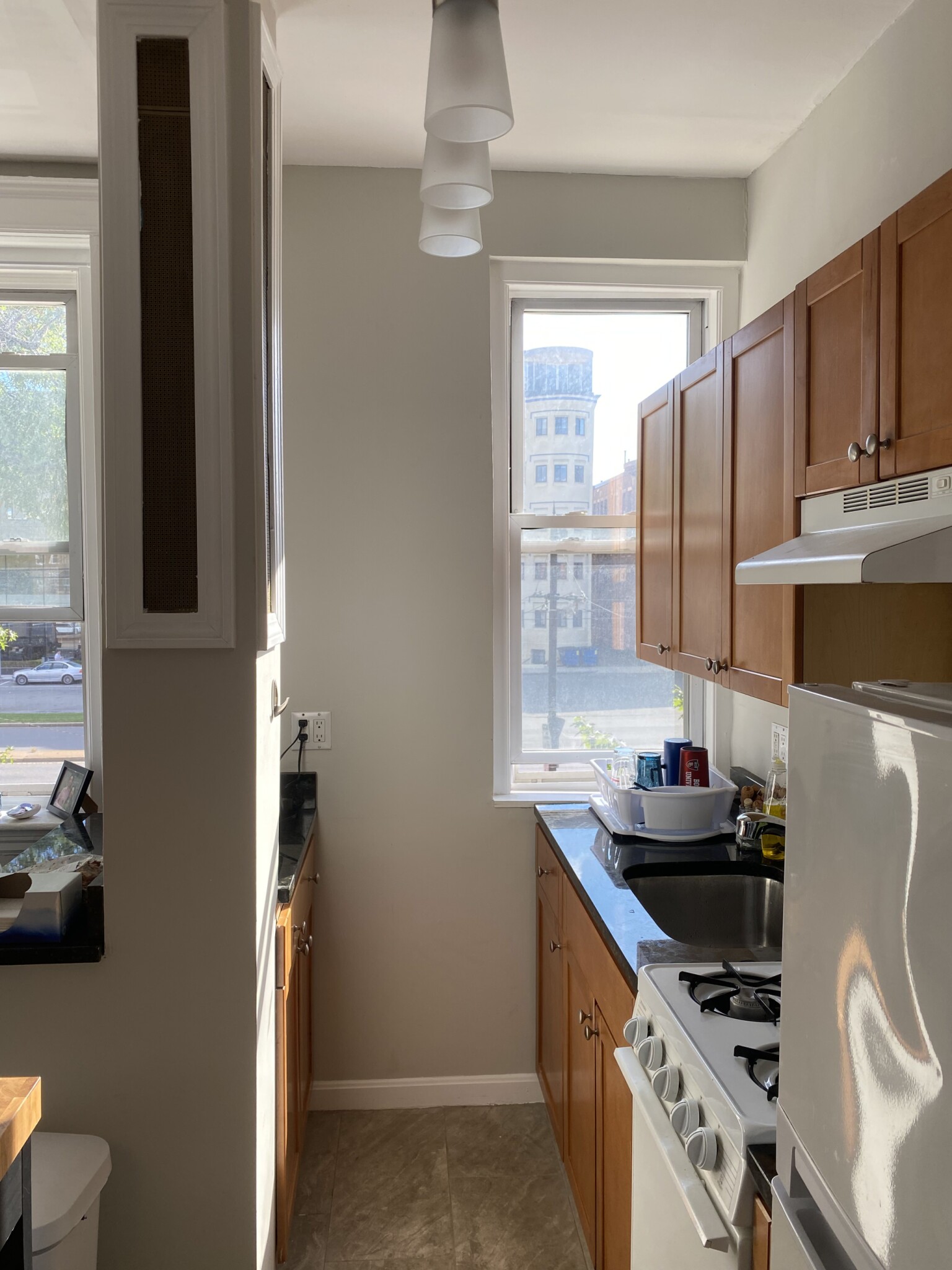 Studio bed, 1 bath apartment for rent at 1197 Commonwealth Ave Unit 6, Allston — photo 30 of 42