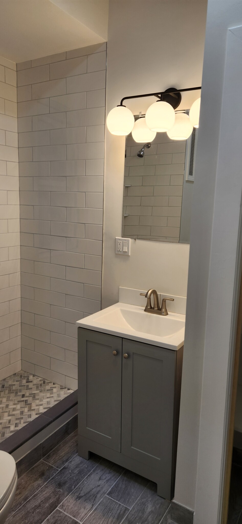 1185 Commonwealth Ave, Allston