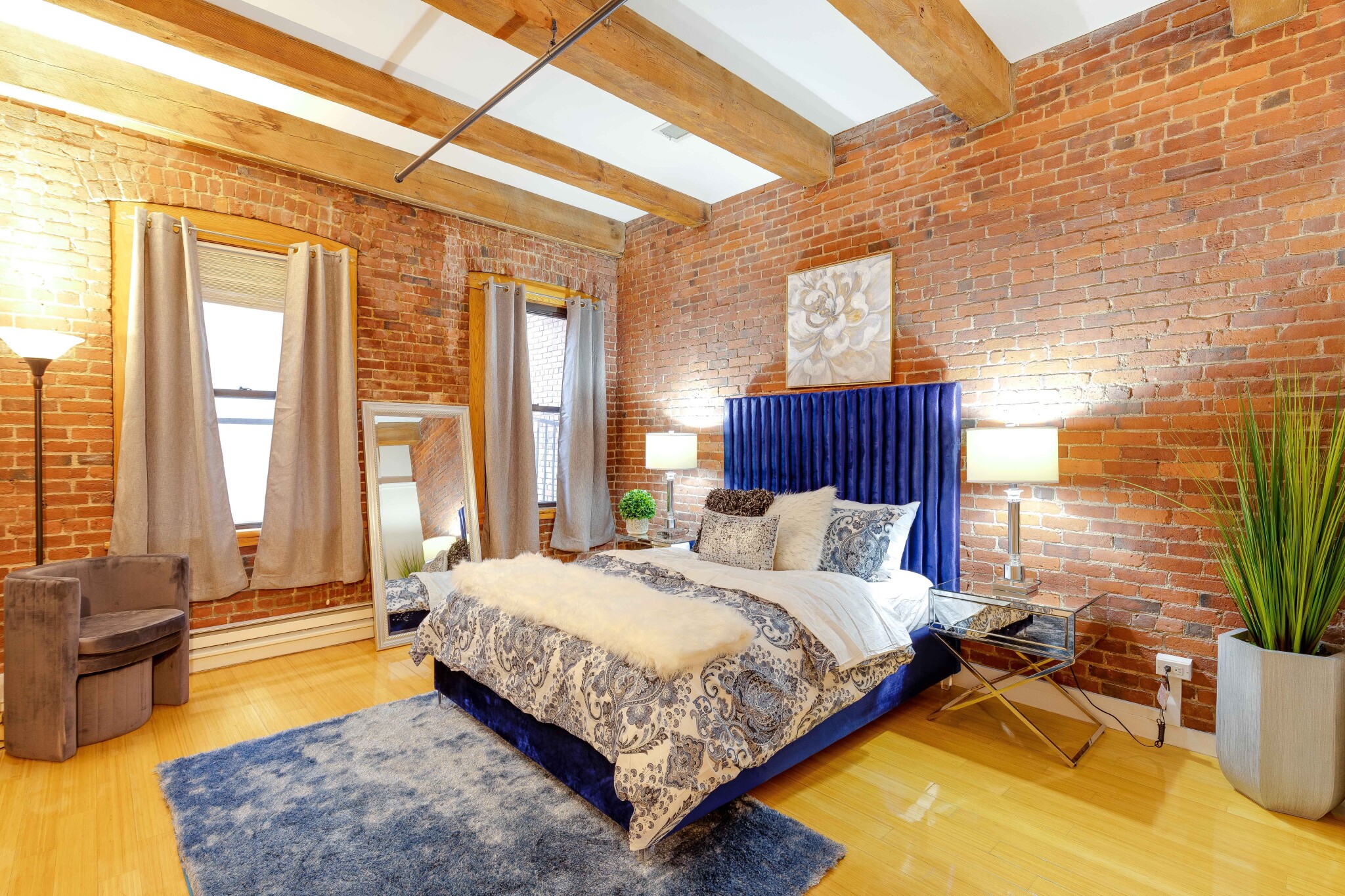 254 Friend St, West End