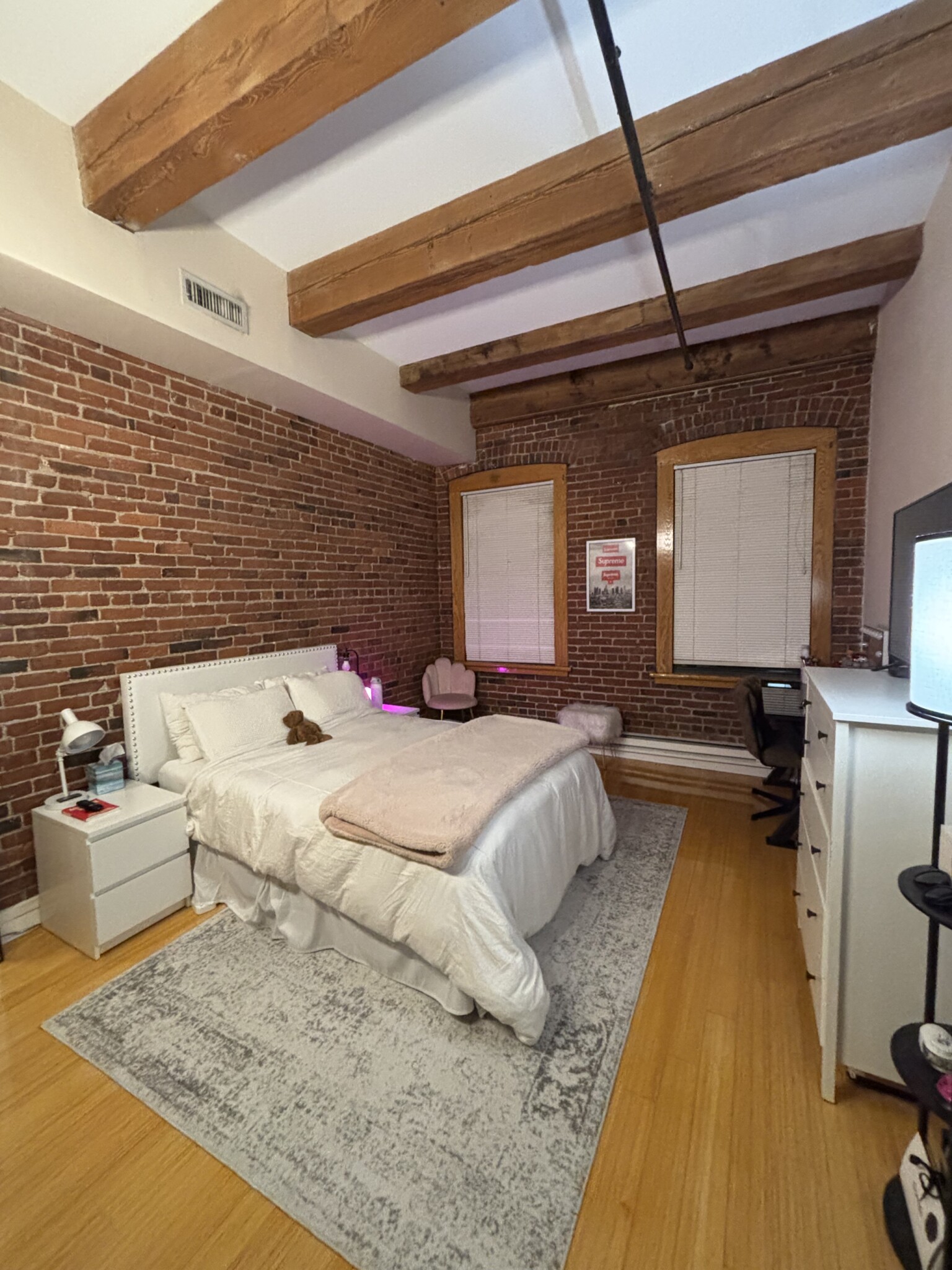 254 Friend St, West End