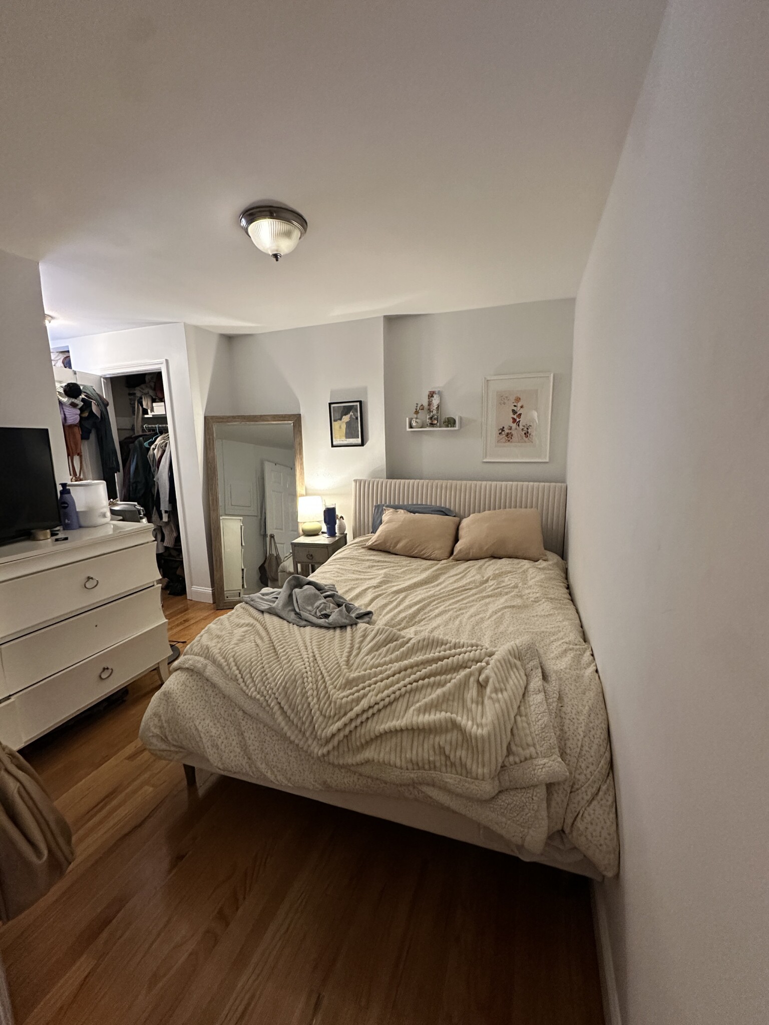 153 Salem St, North End