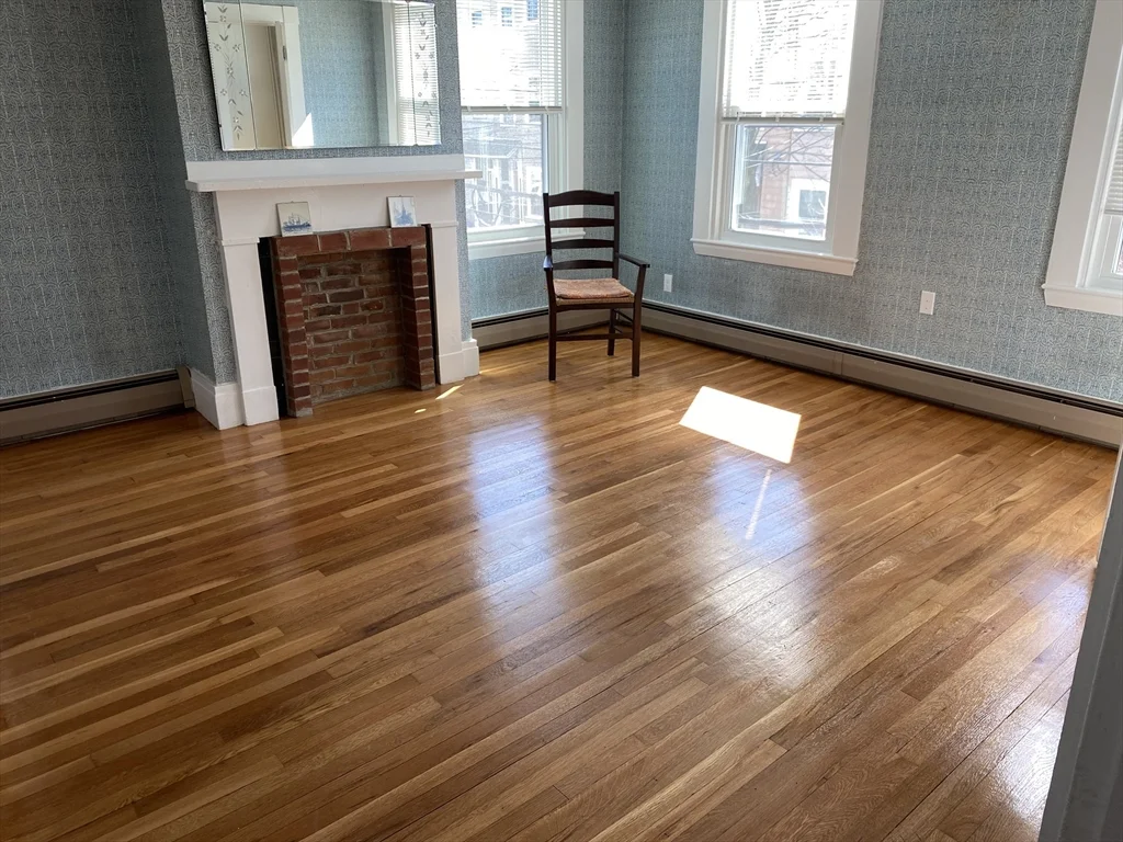 230 West Fifth St, South Boston