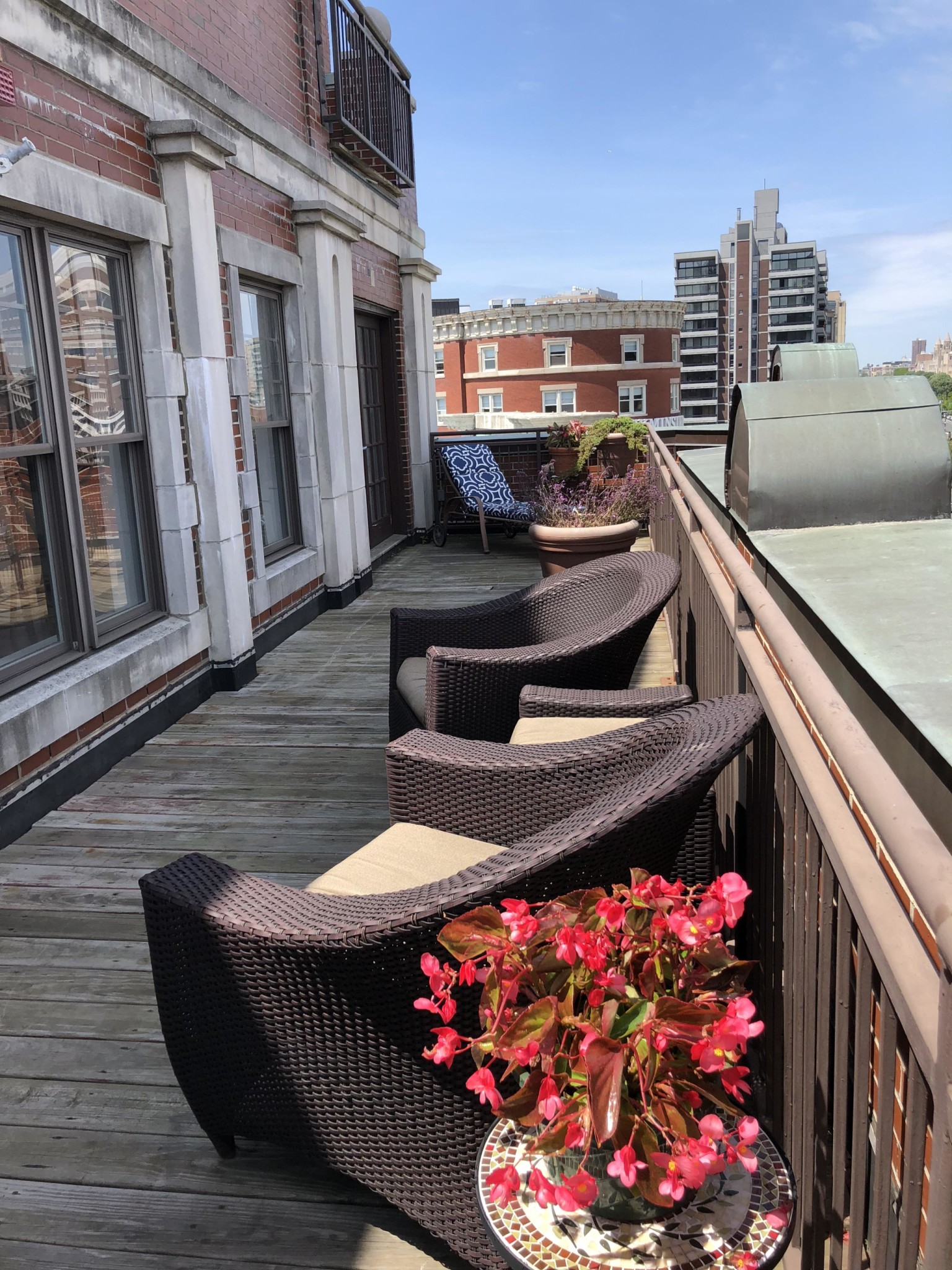2 bed, 2 bath apartment for rent at 534 Commonwealth Ave Unit 6A, Fenway — photo 6 of 21
