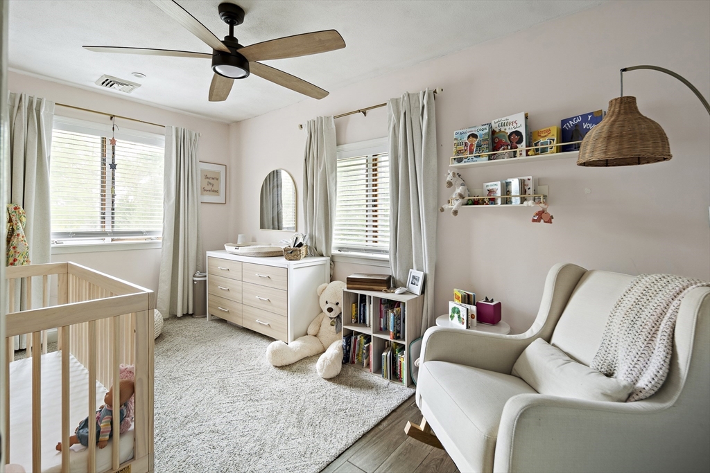 50 Triton Ave, Point Shirley