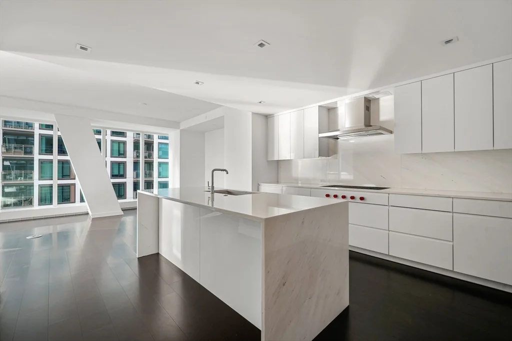 150 Seaport Blvd, Seaport District
