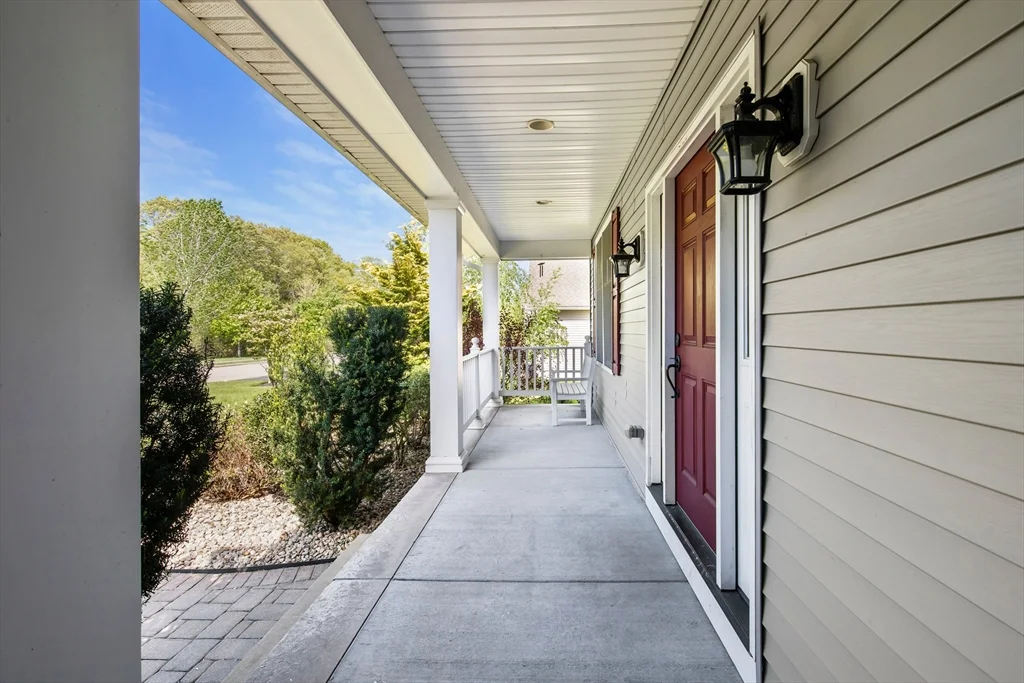 46 Hound Pack Cir, Walpole